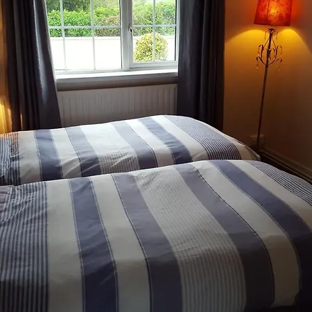 Semesterbostad Pauleens Peaceful Place *